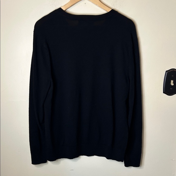 Banana Republic Men's Black Crewneck Sweater 100% Italian Marino Wool Size L - Picture 3 of 5